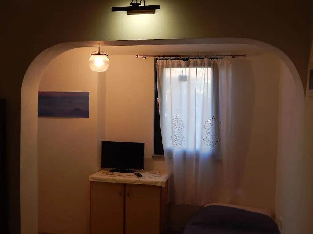 Apartment Tomato PUY 0*, Pula